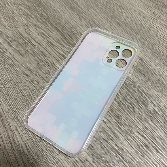 Apple iPhone 12 silicone colorful case - Picture 2 of 4